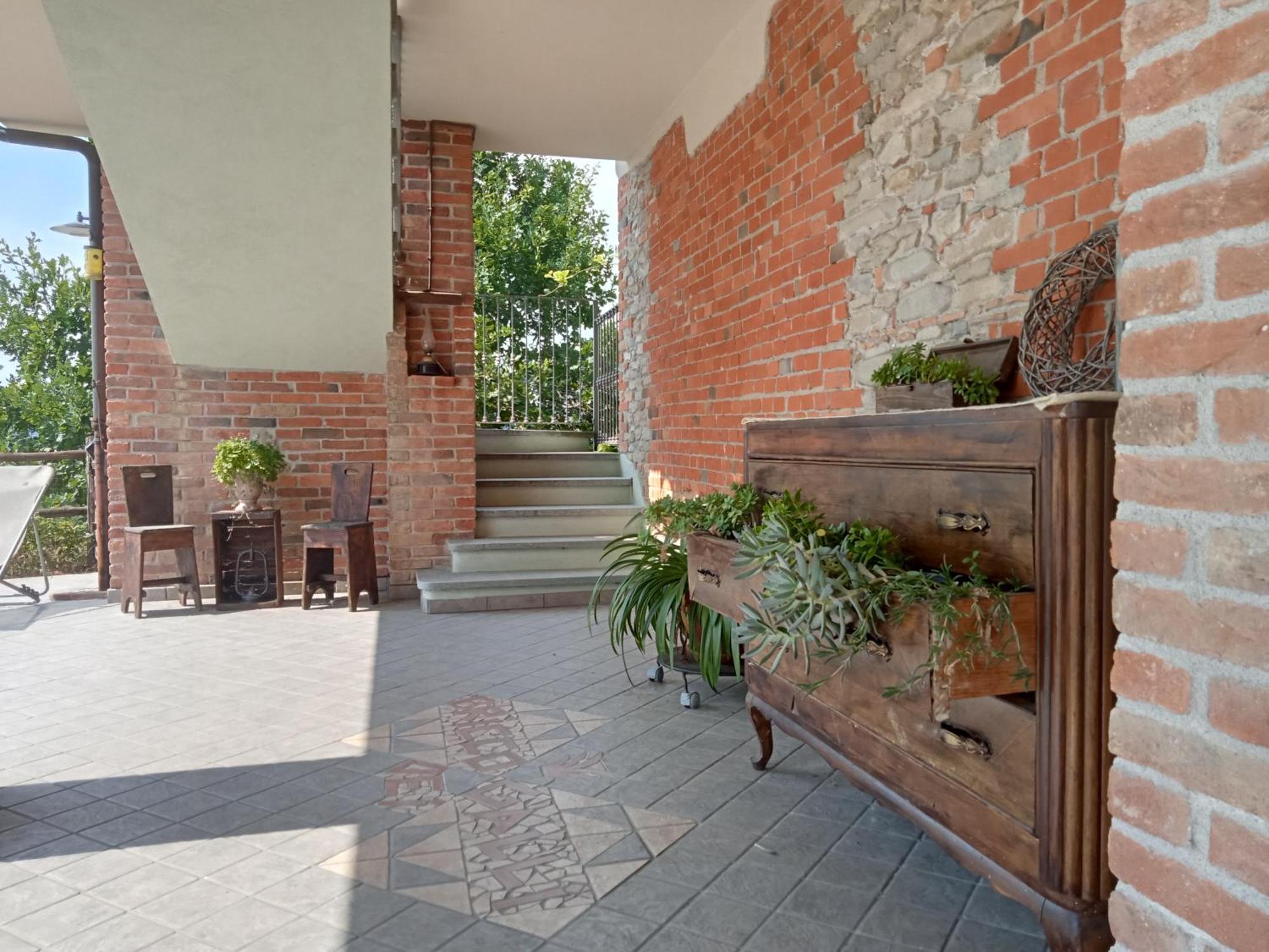 Agriturismo Bric Di Gai Monforte dʼAlba Екстериор снимка