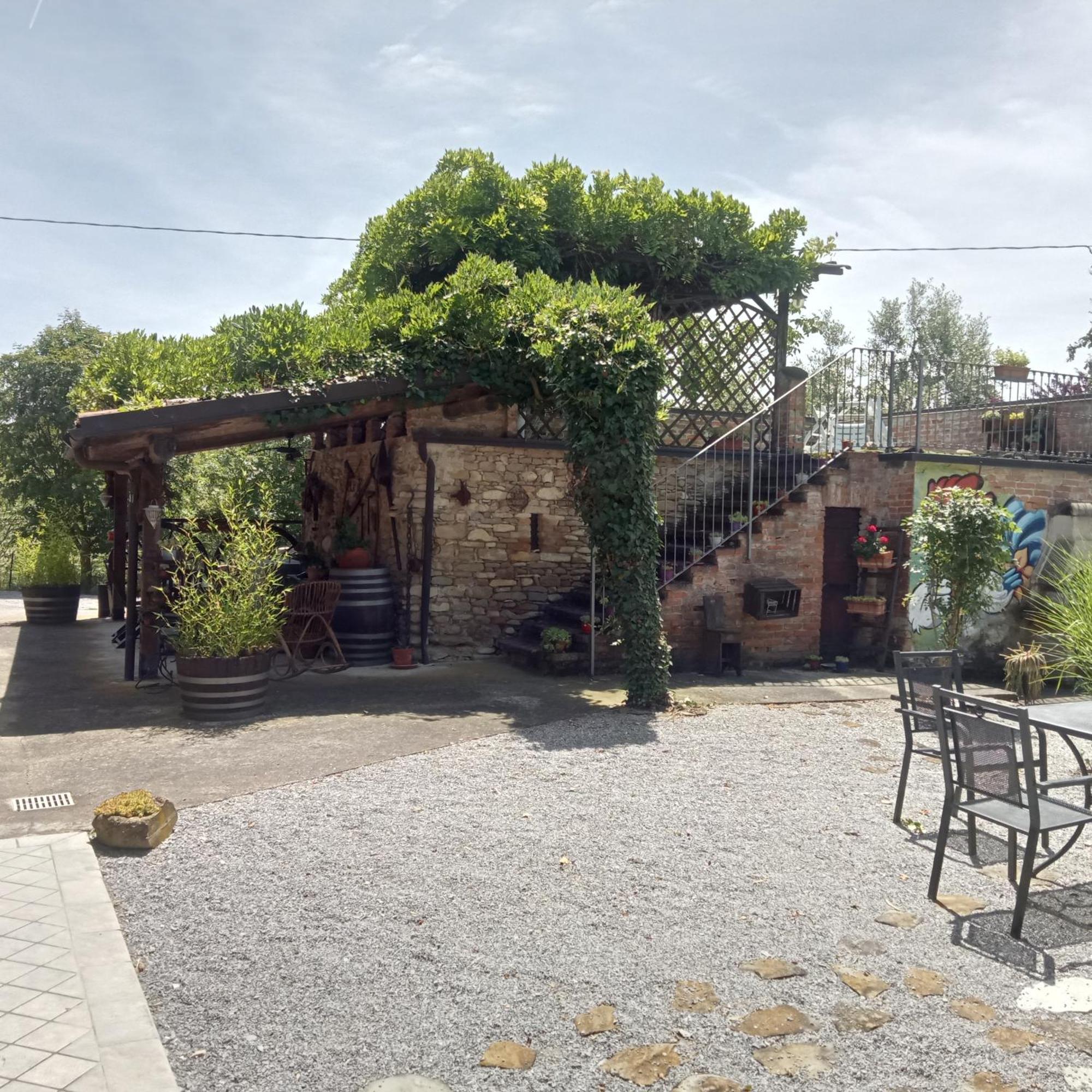 Agriturismo Bric Di Gai Monforte dʼAlba Екстериор снимка