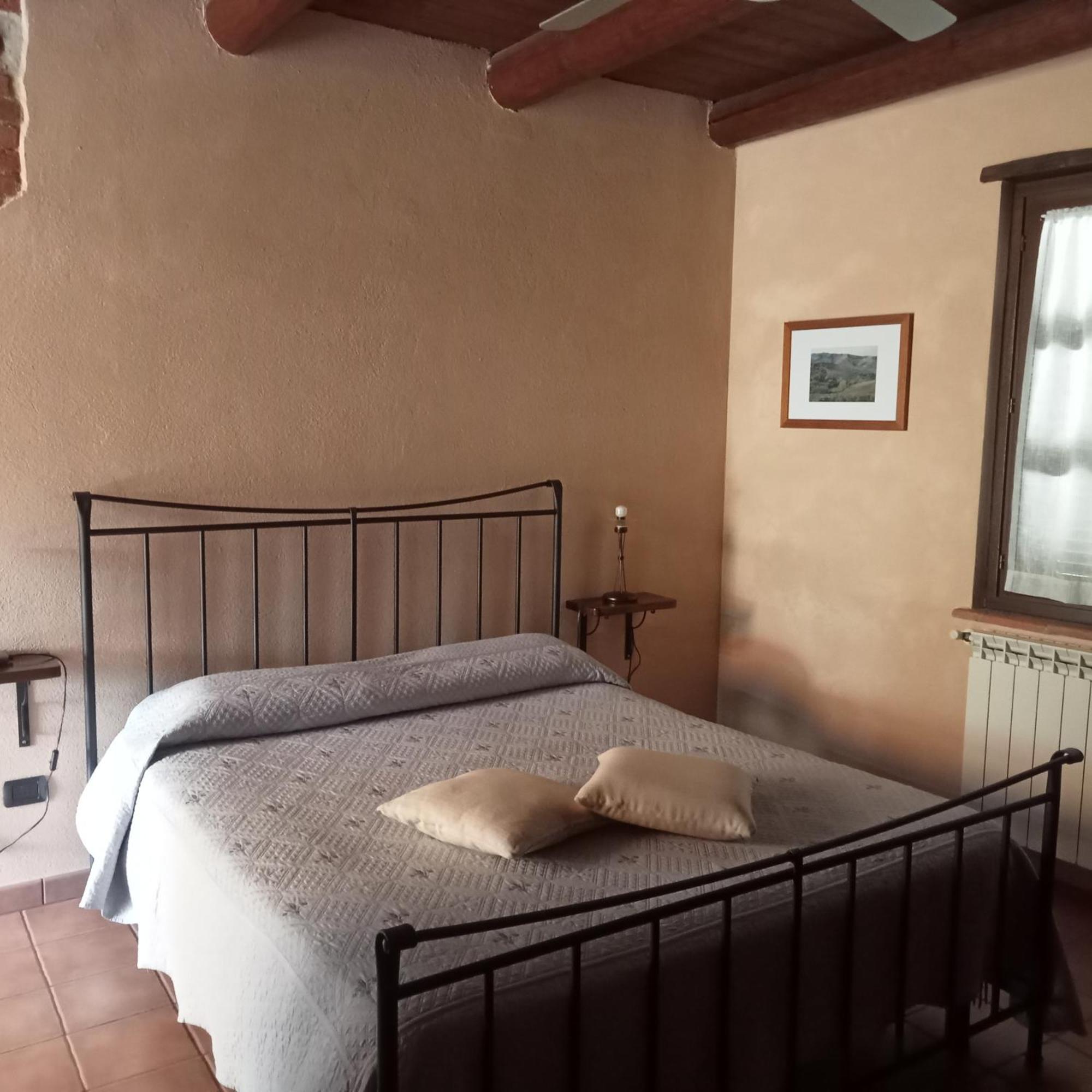 Agriturismo Bric Di Gai Monforte dʼAlba Екстериор снимка